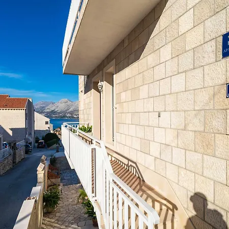 Apartament Senjo - With Balcony With Sea View 4